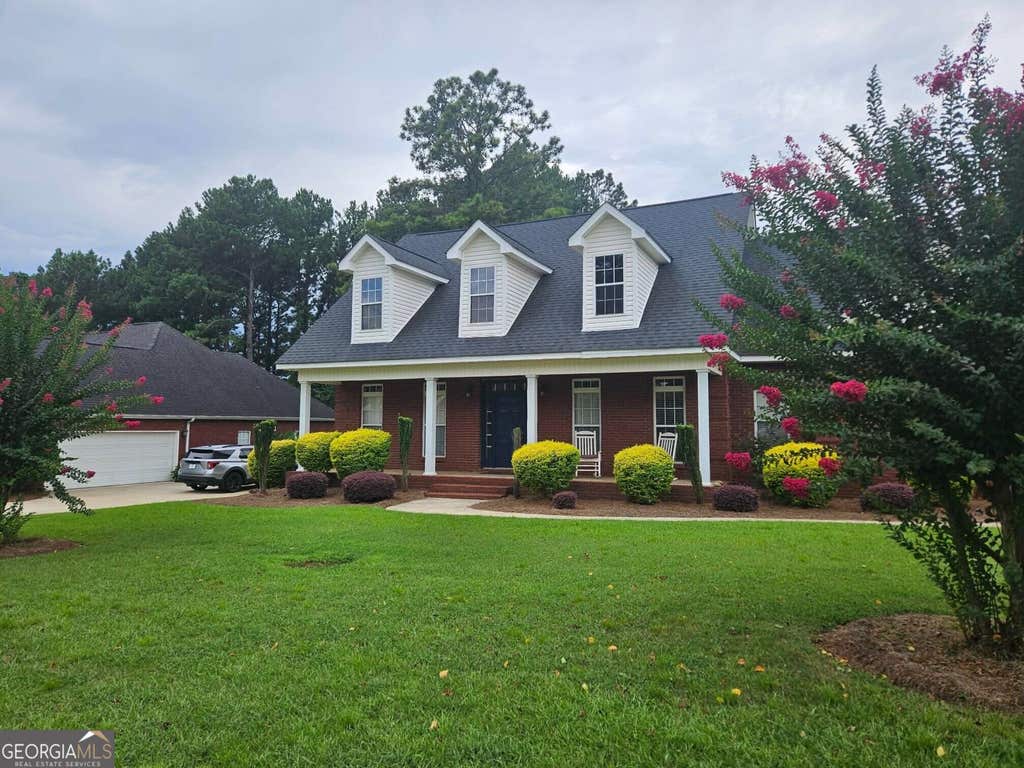 Photo of 304 Victoria Circle, Warner Robins, GA 31088 (MLS # 10827599)