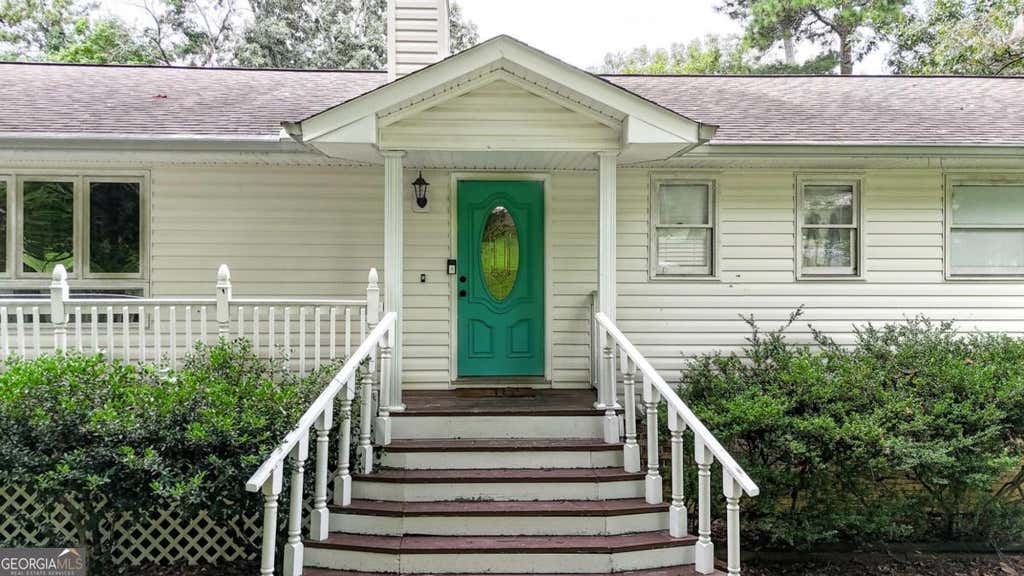 Photo of 110 Crestmont Drive, Calhoun, GA 30701 (MLS # 10822933)
