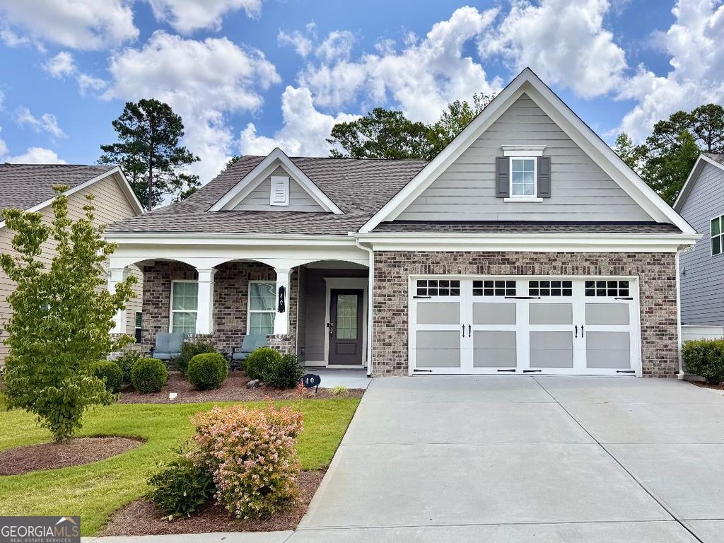 Photo of 40 Greenleaf Pass, Sharpsburg, GA 30277 (MLS # 10809427)