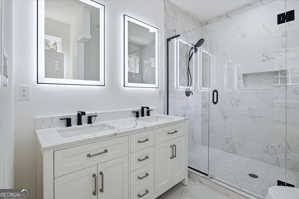 1314-B Dorsey ST SW
