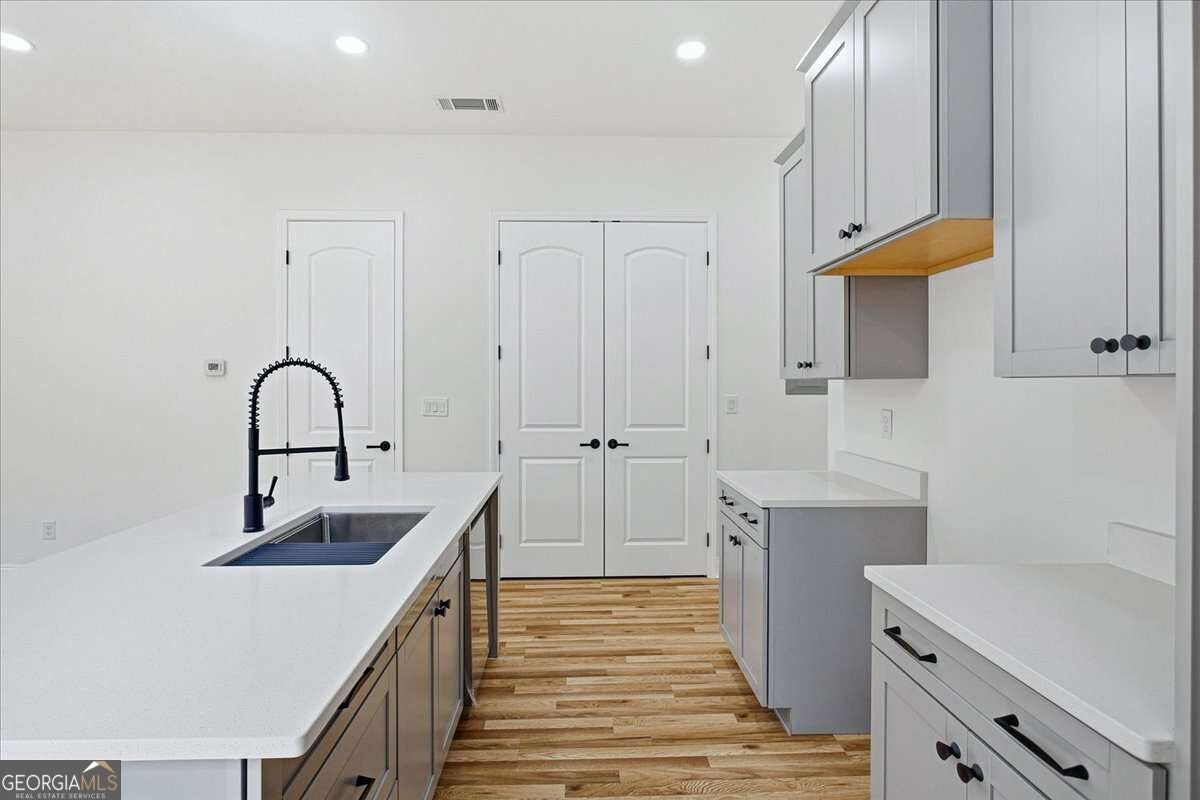 1314-B Dorsey ST SW