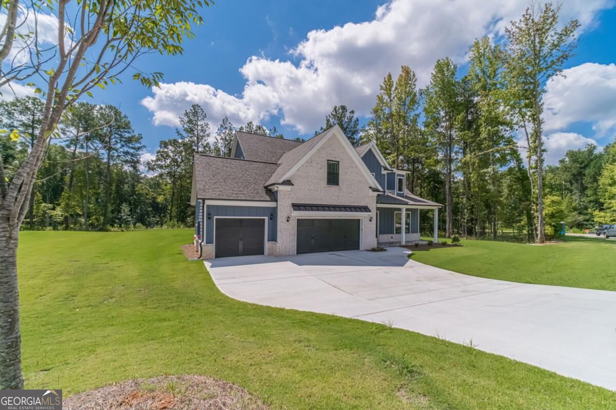 887 Bessie CT
