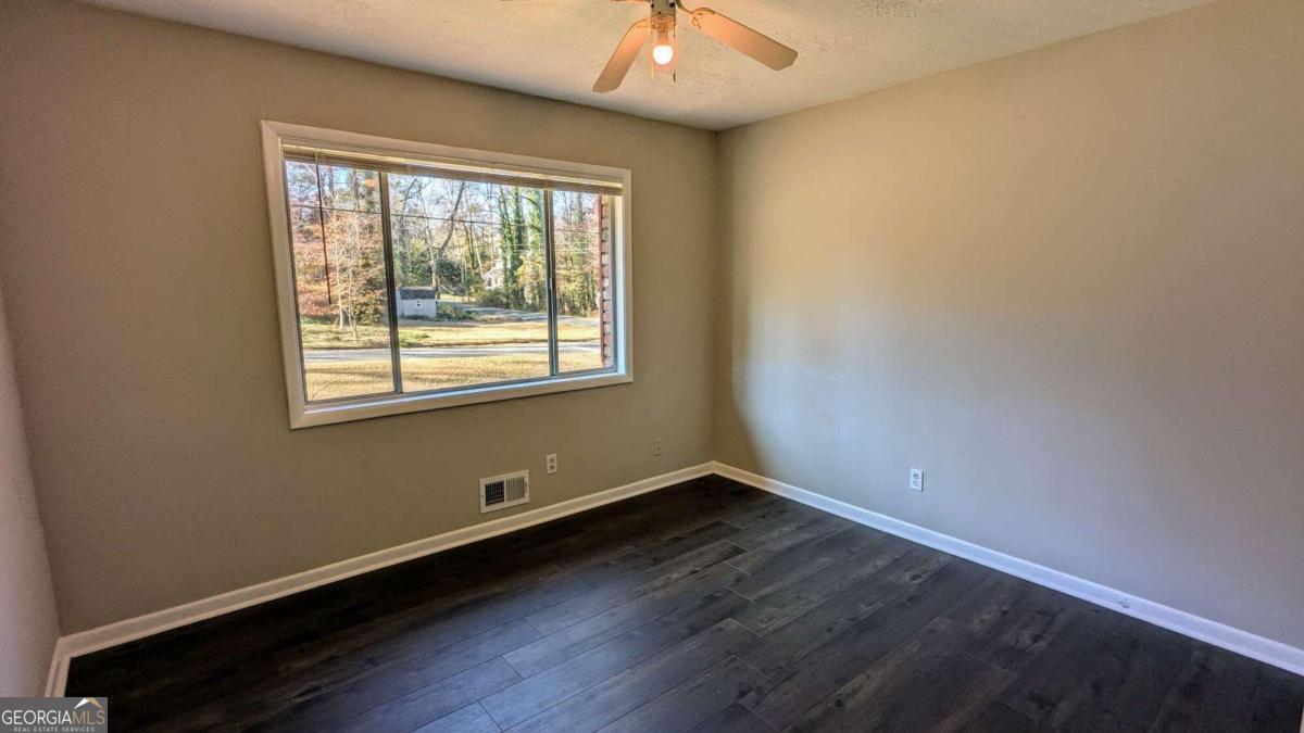 Vandiver Heights - Residential