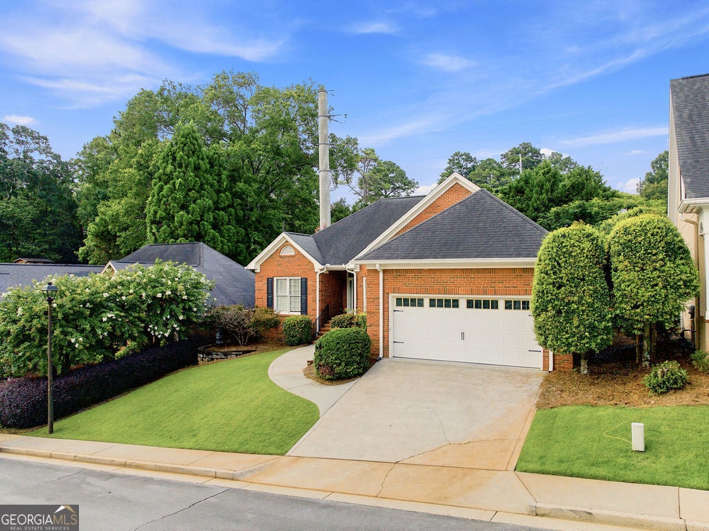 112 Vinings DR SE