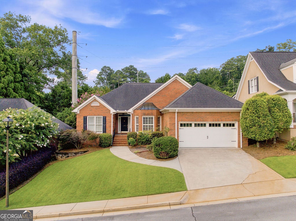 112 Vinings DR SE