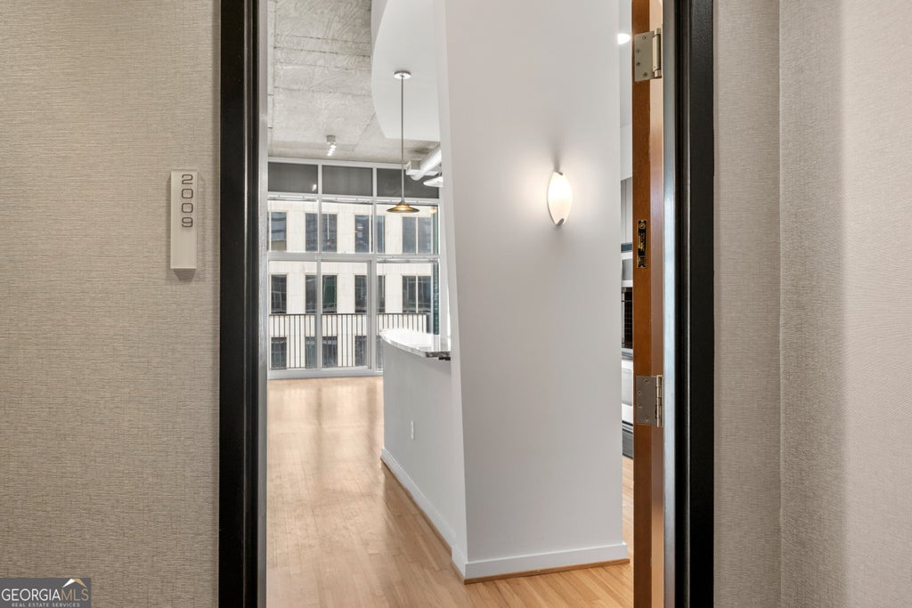 Photo of 943 Peachtree Street NE #2009, Atlanta, GA 30309 (MLS # 10826039)