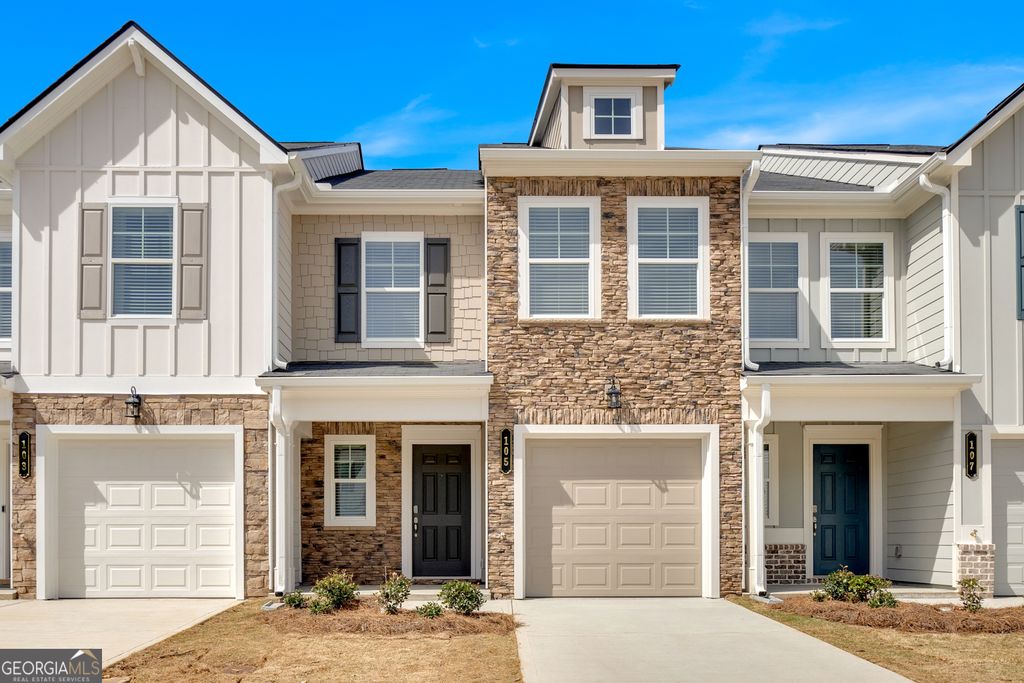 Photo of 105 Village Green Drive #171, Adairsville, GA 30103 (MLS # 10423451)