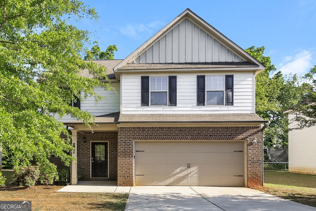 Photo of 271 Bandelier Circle, Hampton, GA 30228 (MLS # 10737680)