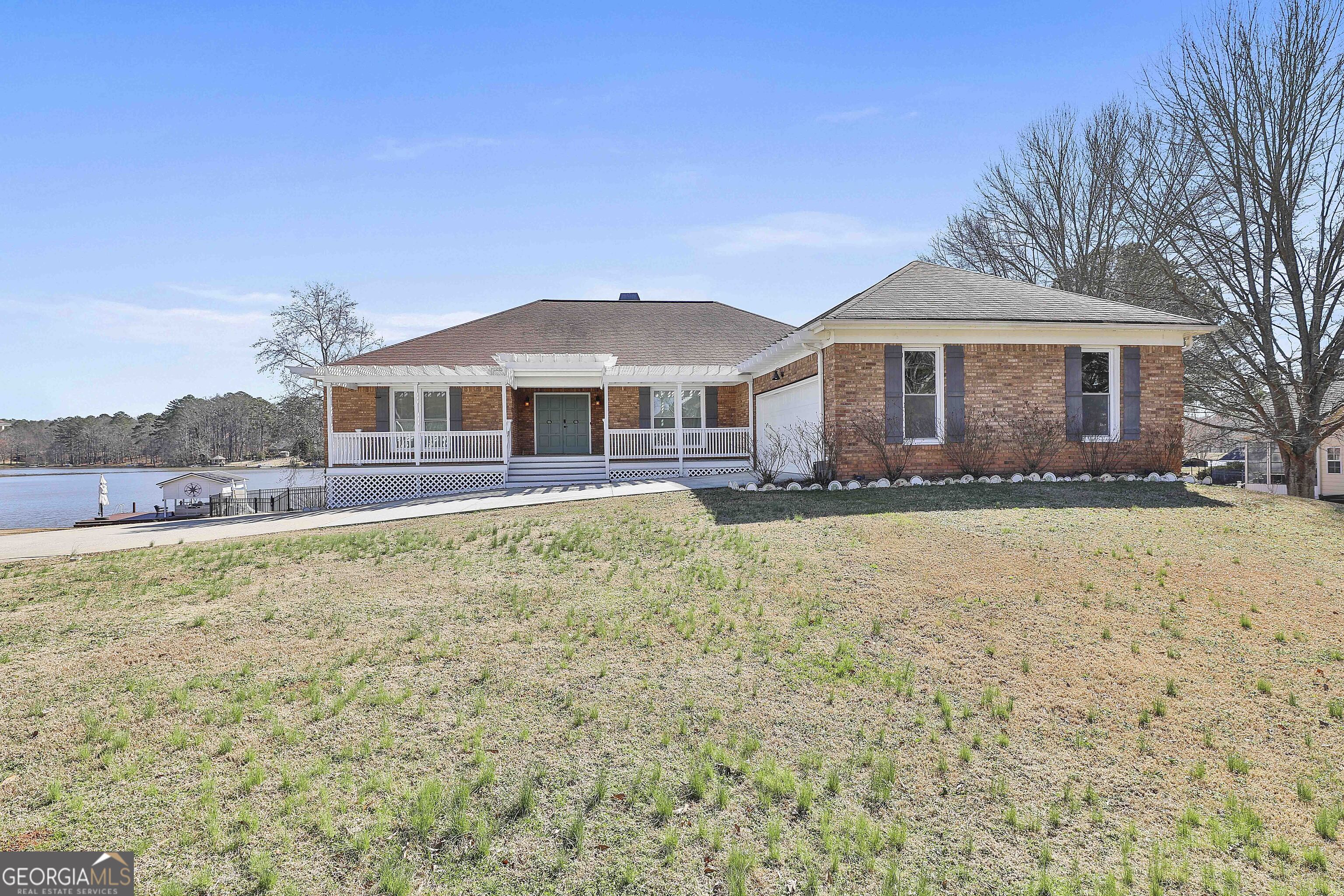 205 Castlewood RD