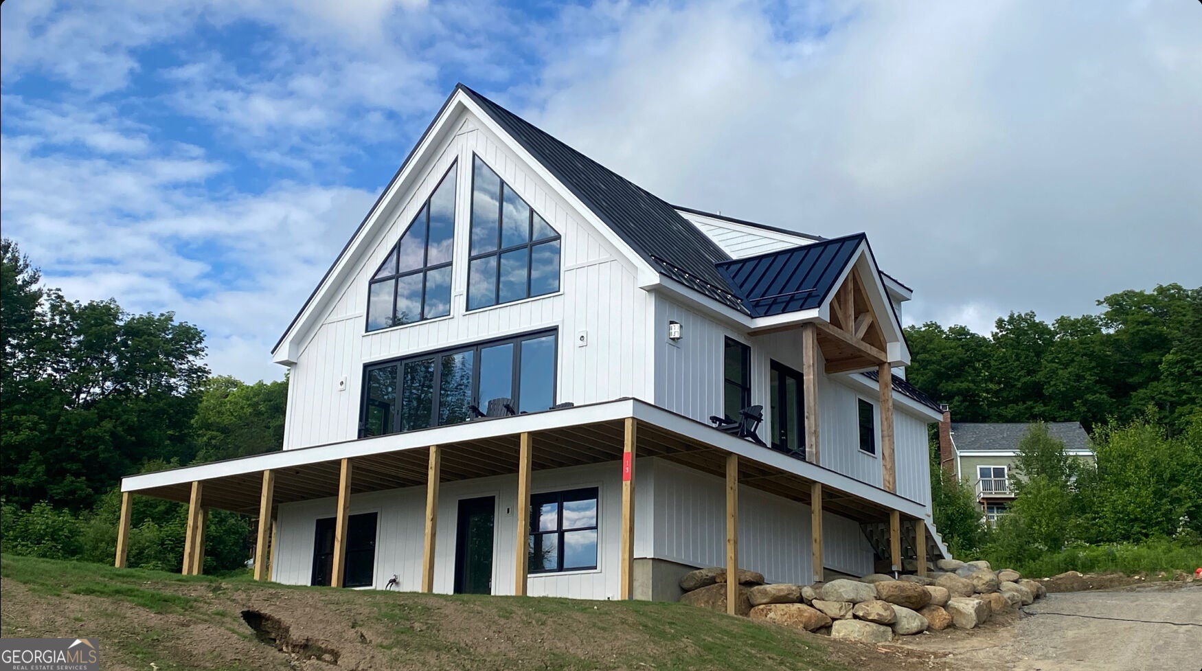 4 Linderhof LN