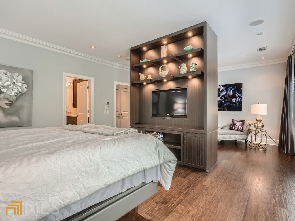 Savoy Townbrookhaven - Residential