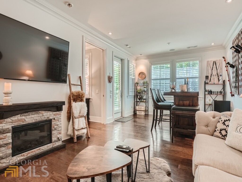 Savoy Townbrookhaven - Residential