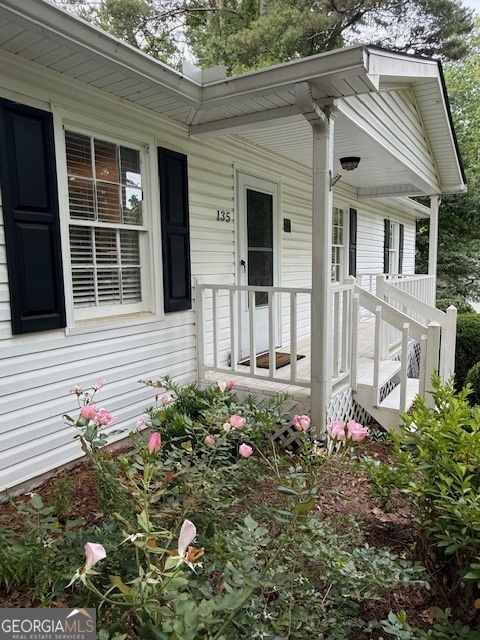135 Sequoyah Drive DR