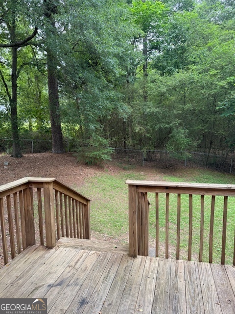 SEQUOYAN WOODS - Residential