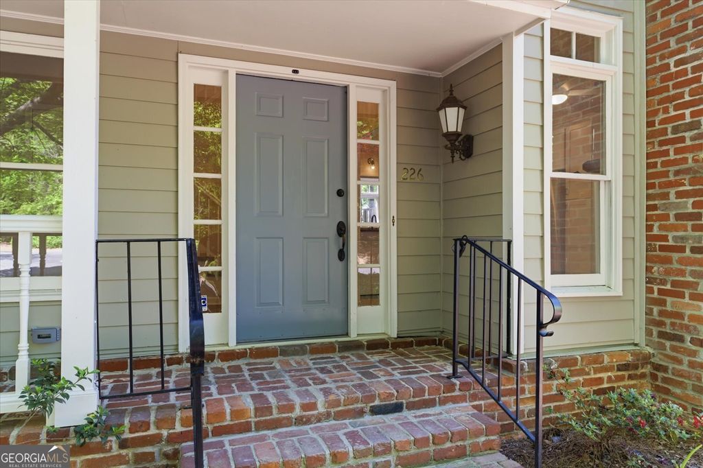 Photo of 226 Riverview Trail #53, Roswell, GA 30075 (MLS # 10739944)