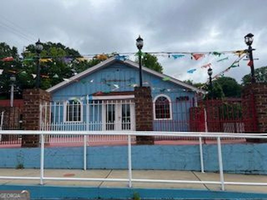 Photo of 248 Atlanta Road, Cumming, GA 30040 (MLS # 10655842)