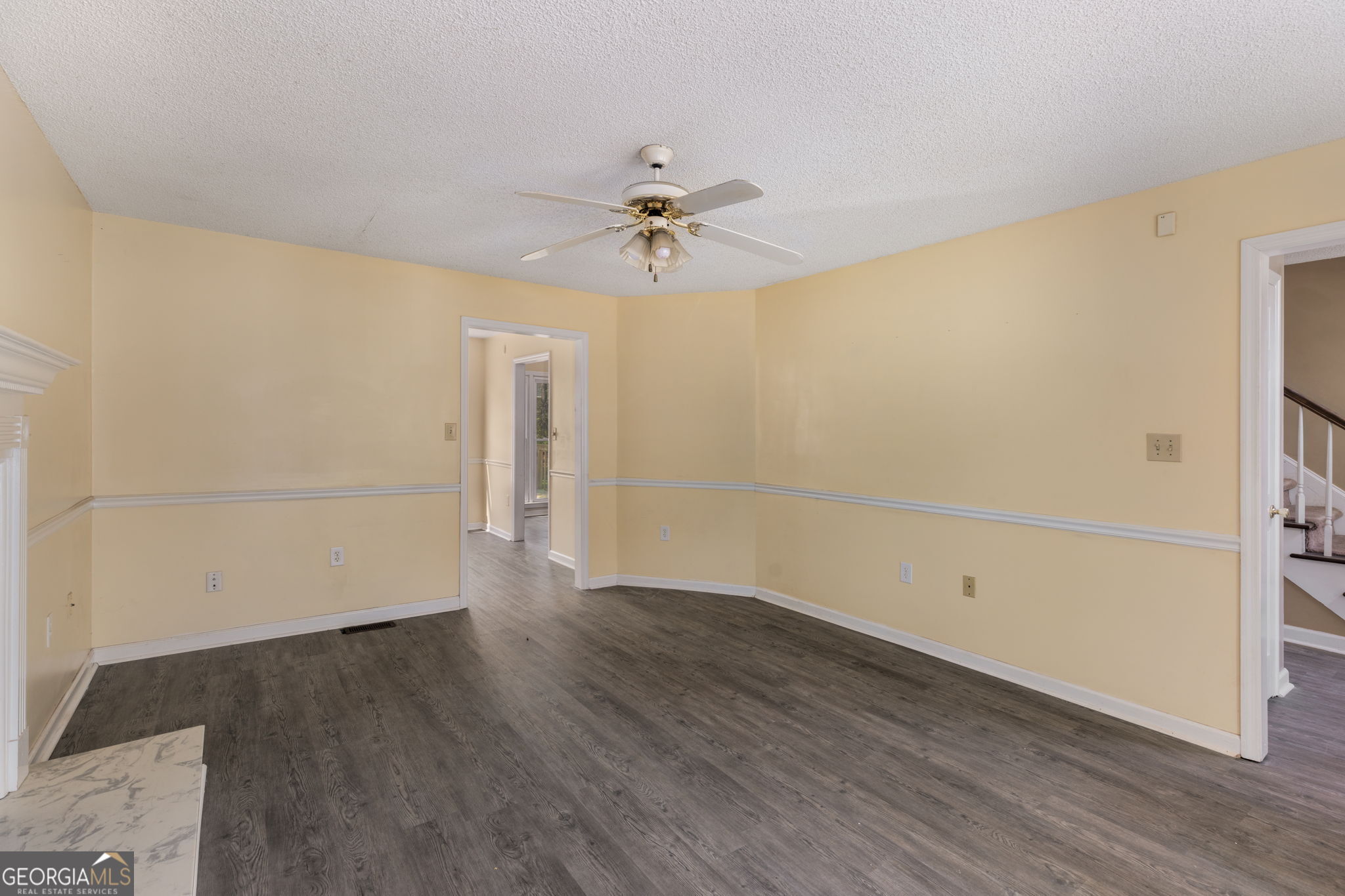 220 Chadwick CIR