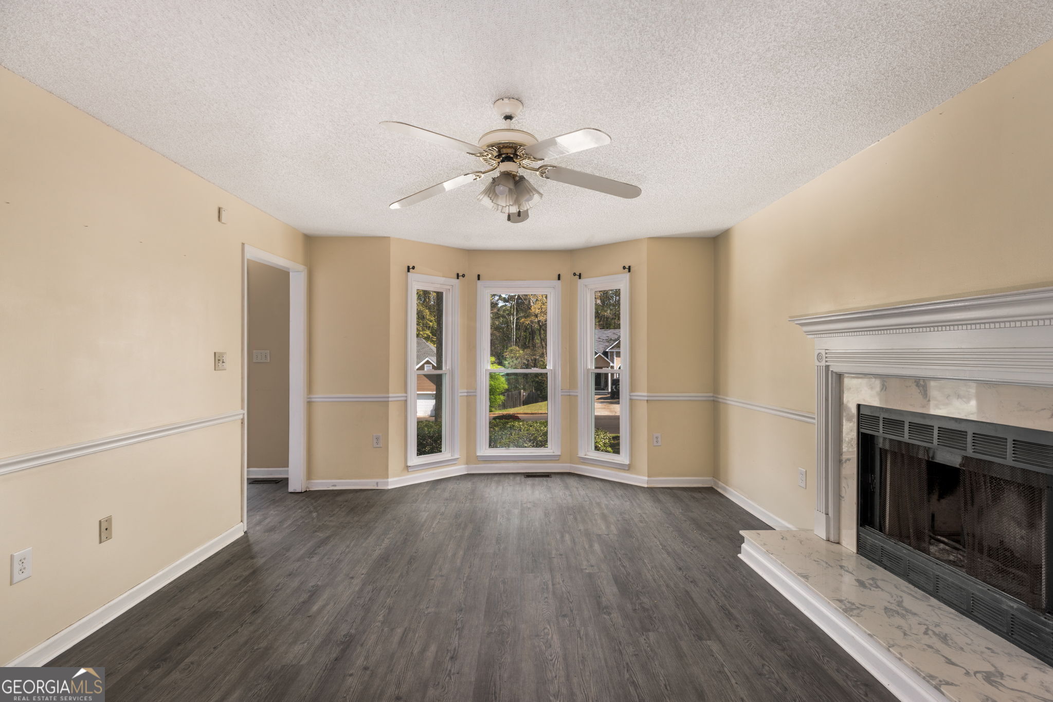 220 Chadwick CIR
