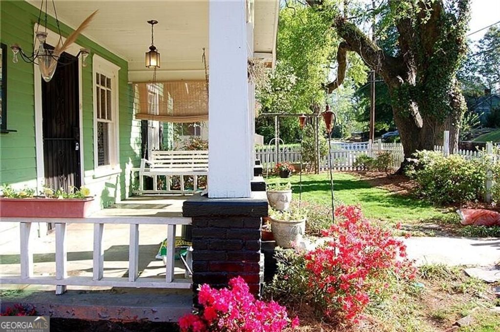 Photo of 1228 Grant Street SE, Atlanta, GA 30315 (MLS # 10721004)