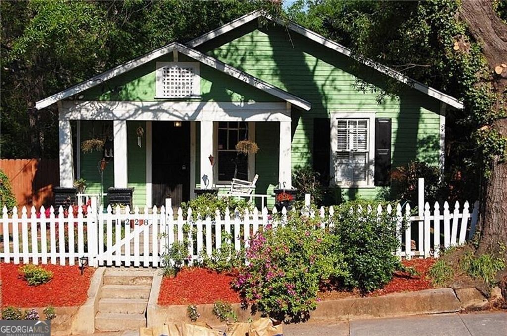 Photo of 1228 Grant Street SE, Atlanta, GA 30315 (MLS # 10721004)