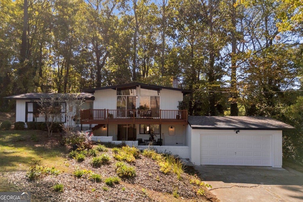 Photo of 759 Dogwood Drive NW, Lawrenceville, GA 30046 (MLS # 10871997)