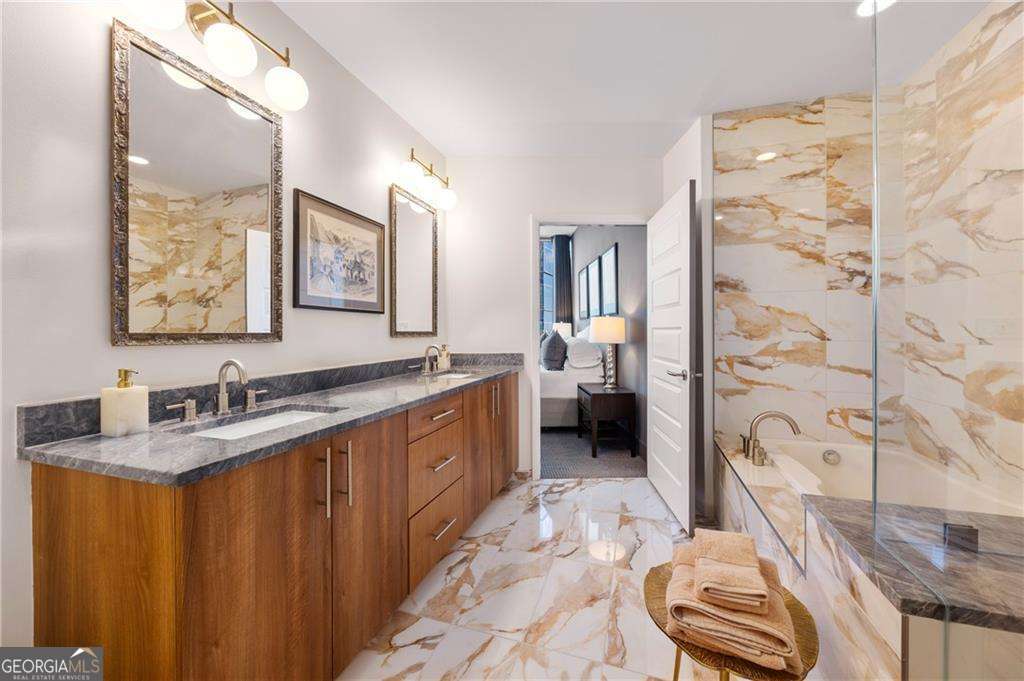 1080 Peachtree ST NE 2503