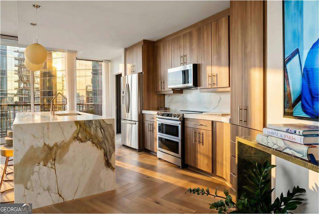 1080 Peachtree ST NE 2503