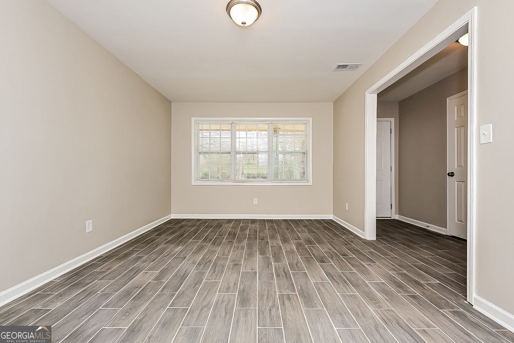 Photo of 79 Green Valley Drive, Riverdale, GA 30274 (MLS # 10680234)