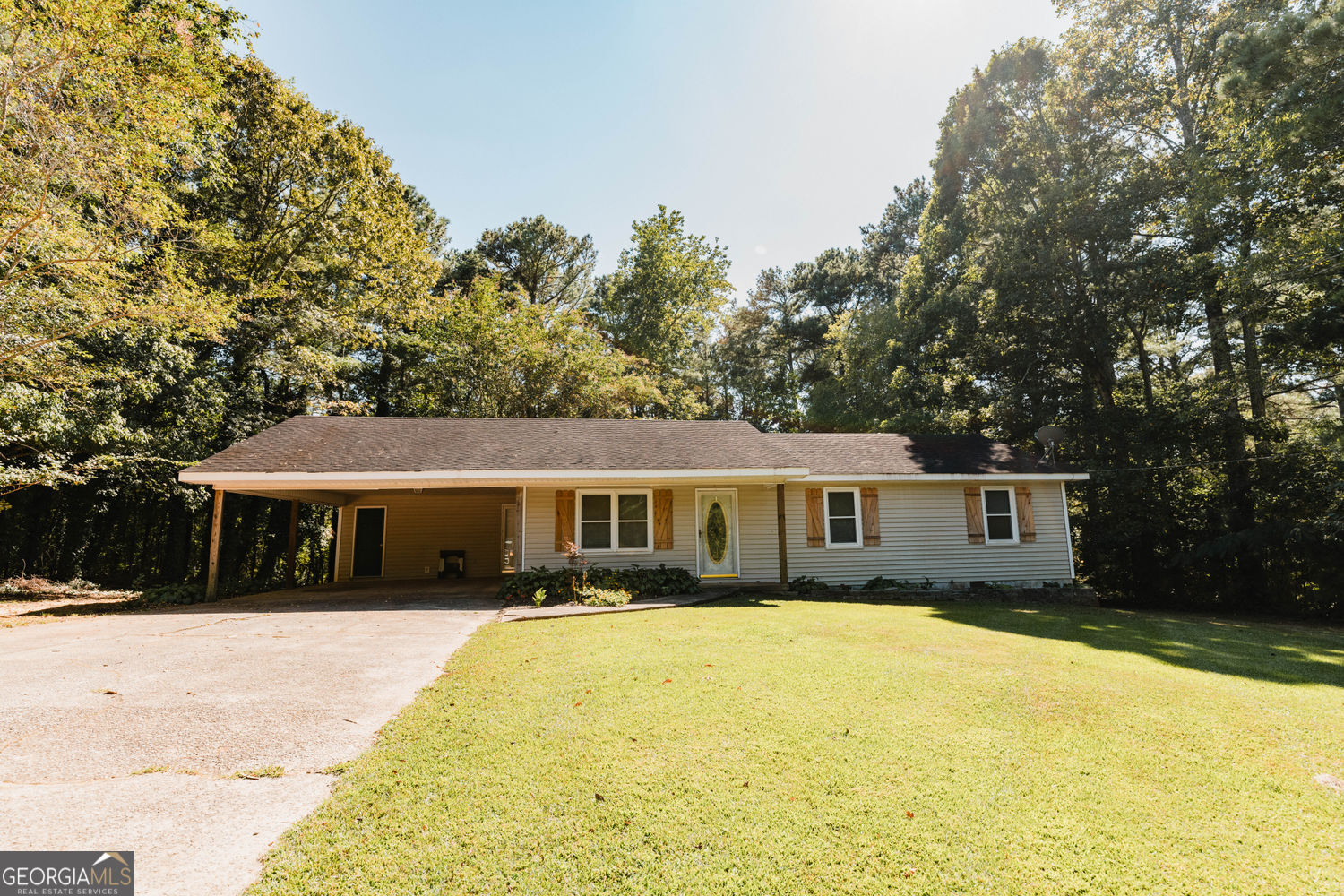 3BR/2BA Ranch home in sought after Bremen City Schools waiting for new owner's touch! Home features tankless gas water heater and HVAC system replaced in 2024. New back deck overlooking fenced back yard perfect for siting and drinking a cup of coffee or hanging with the family! 16x10 storage building stays. Book an appointment and come see today!