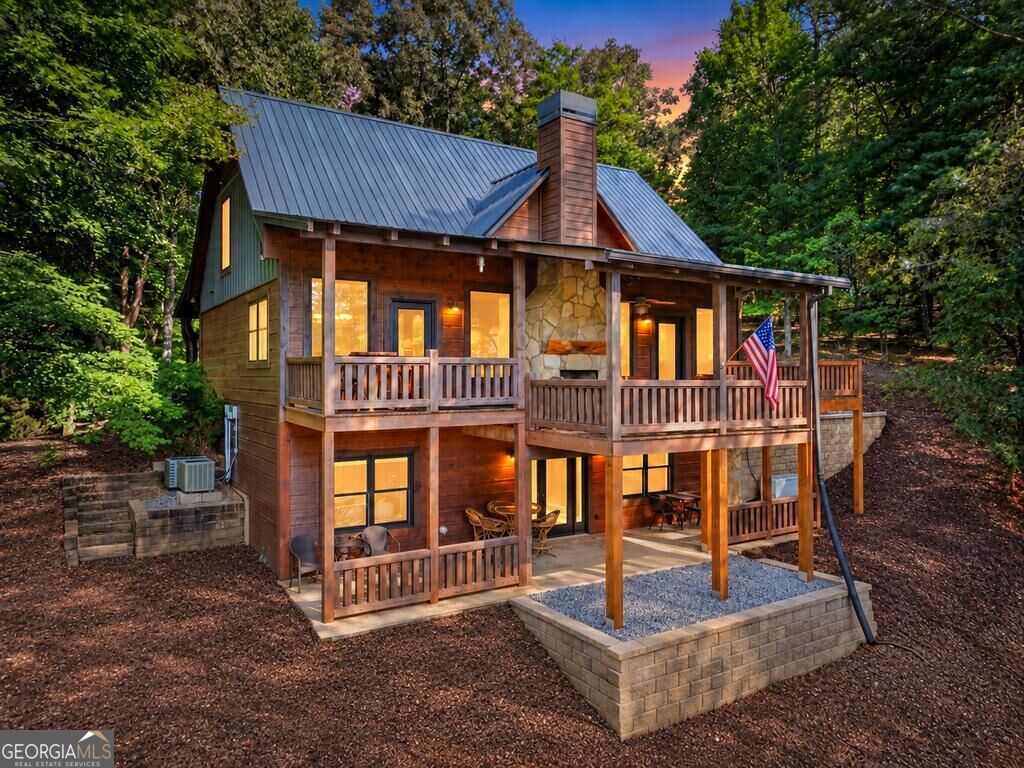 330 Seneca DR