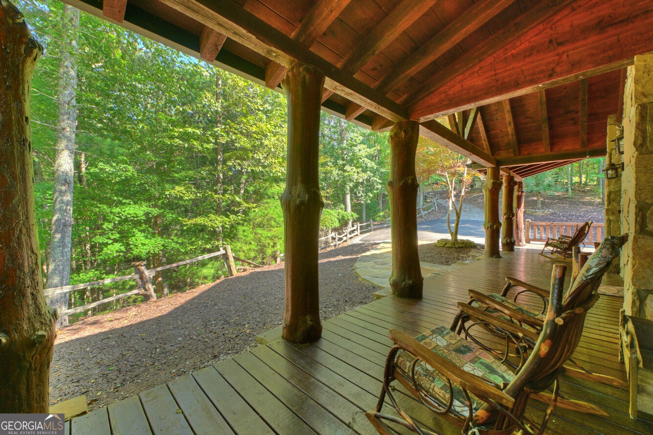 330 Seneca DR