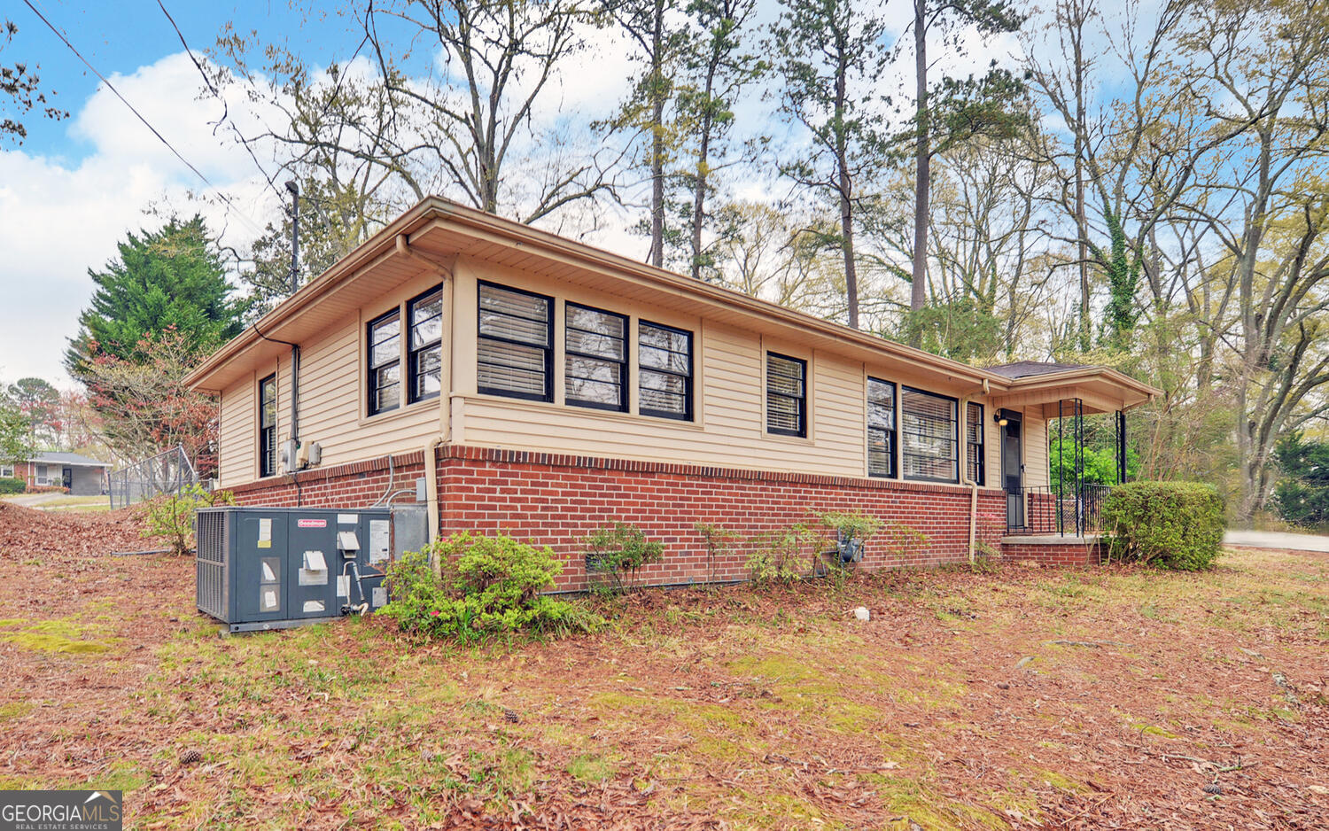 410 Christopher DR