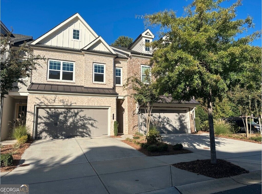 Photo of 20004 Windalier Way, Roswell, GA 30076 (MLS # 10879955)