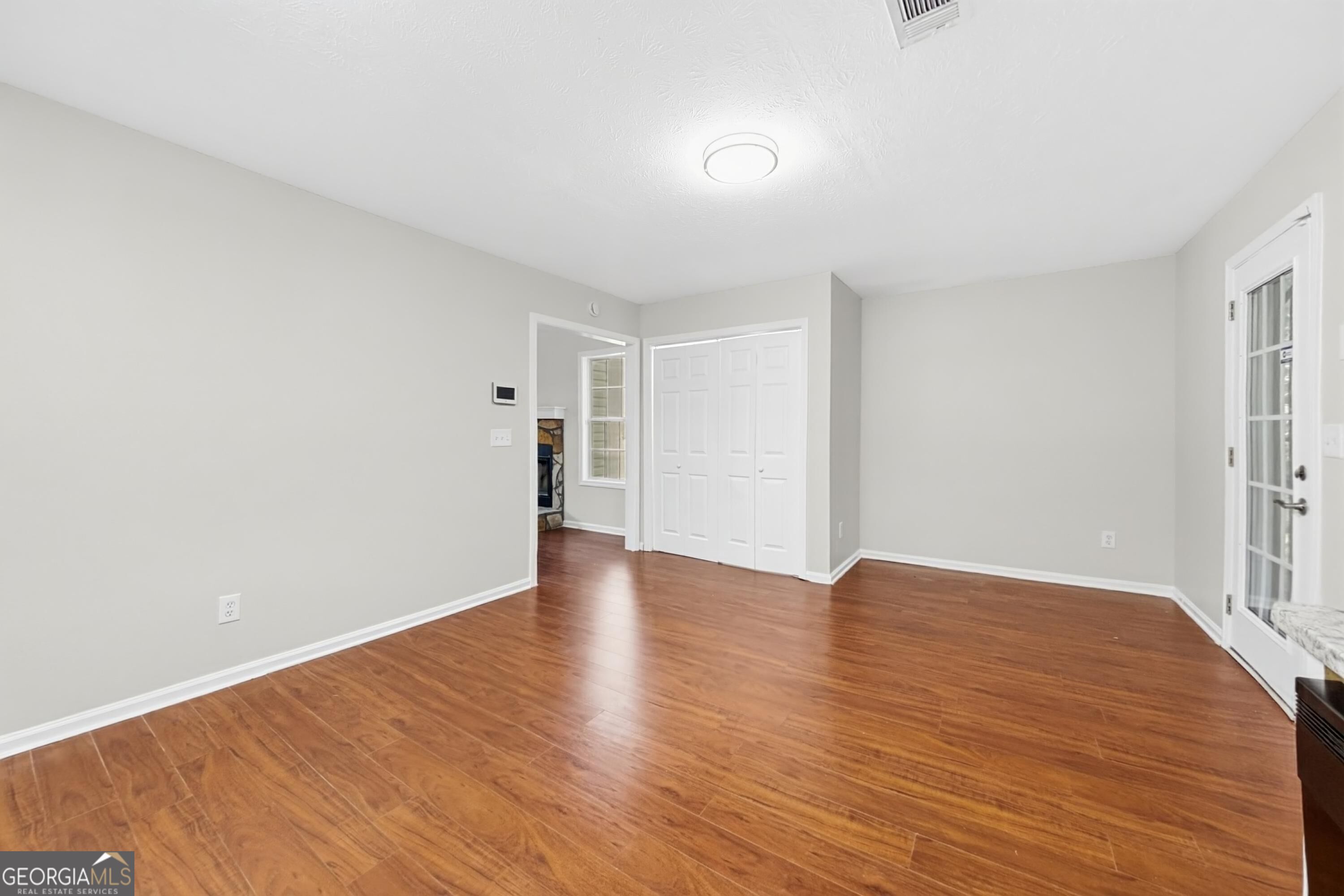 529 Poplar WAY