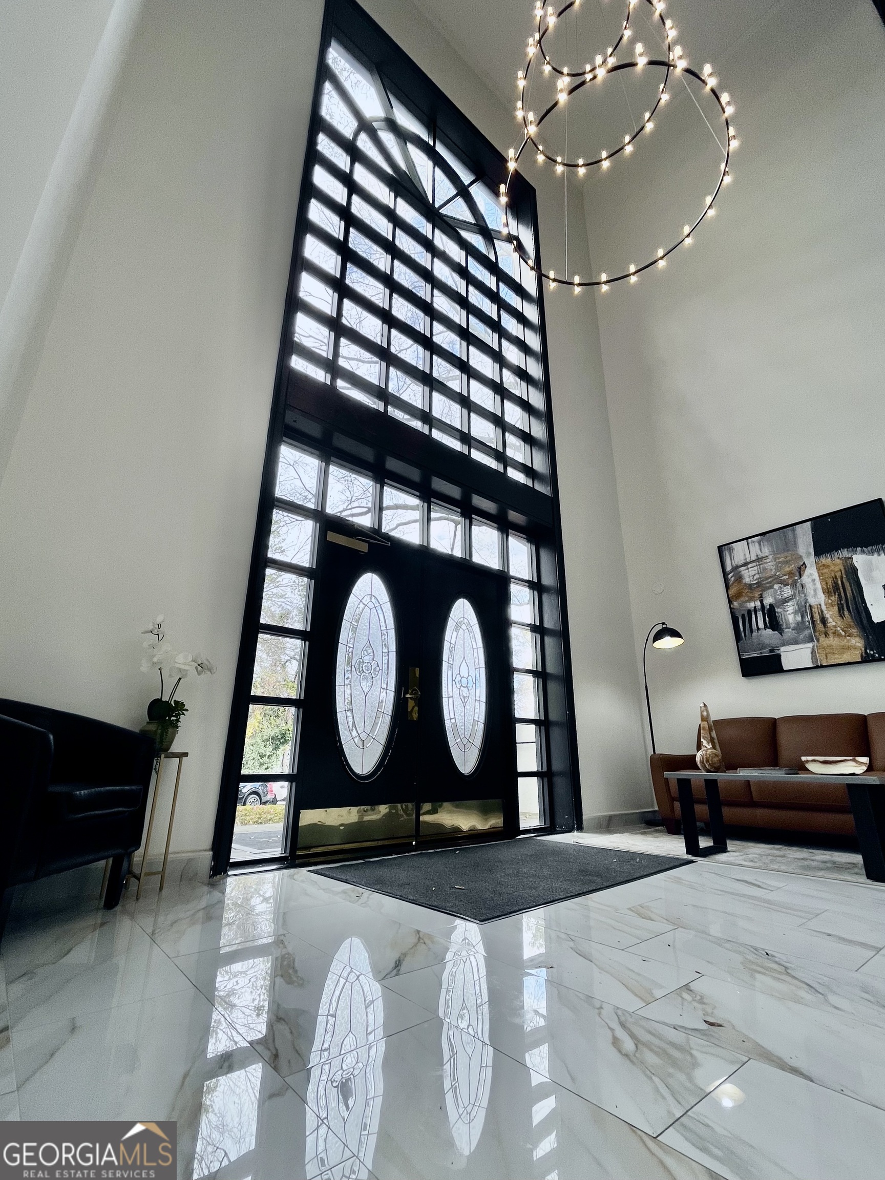 1309 Pine Heights DR NE