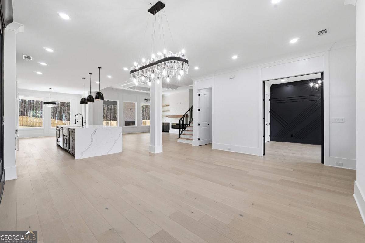 2200 OLD FOUNTAIN RD