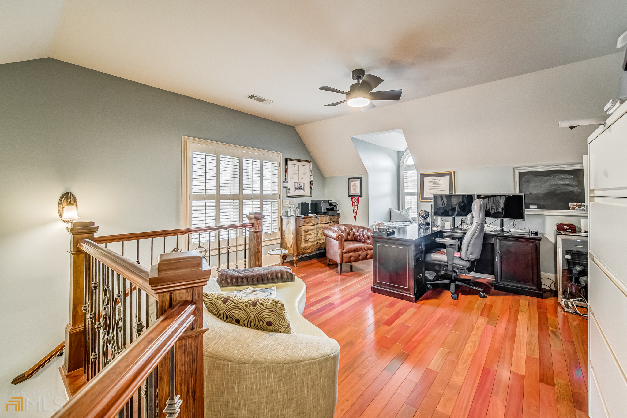 Lynden Manor - Residential