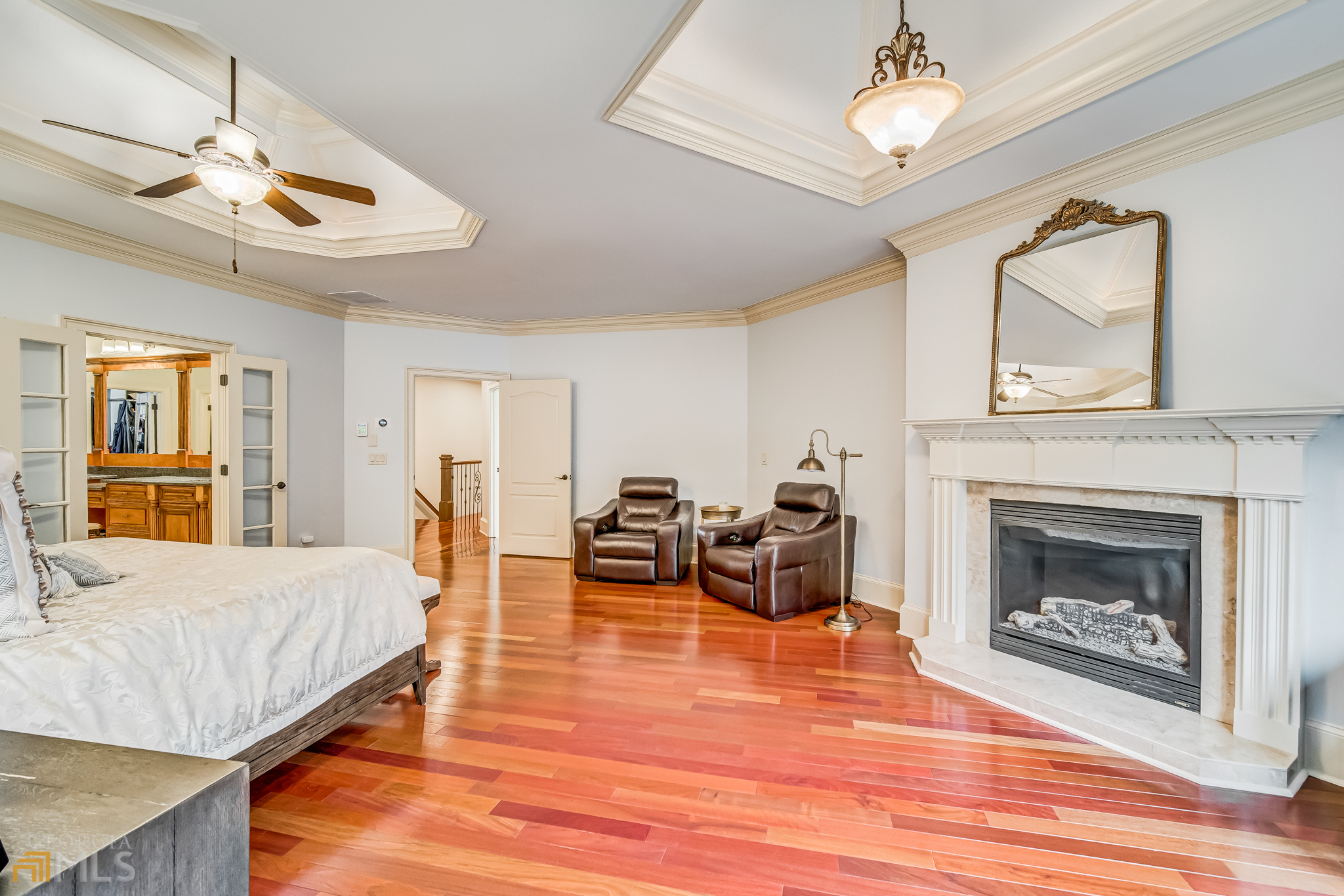 Lynden Manor - Residential