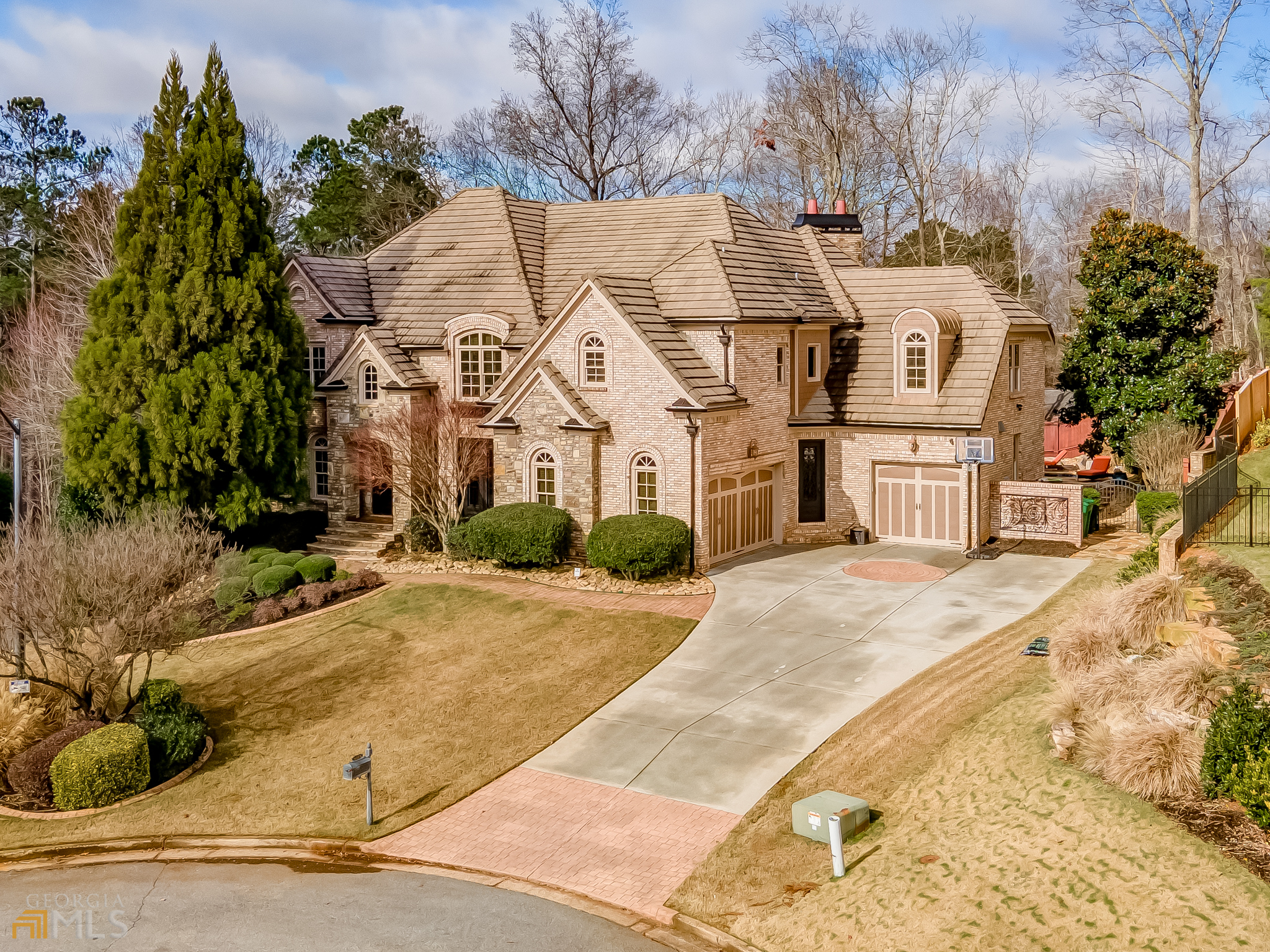 Lynden Manor - Residential