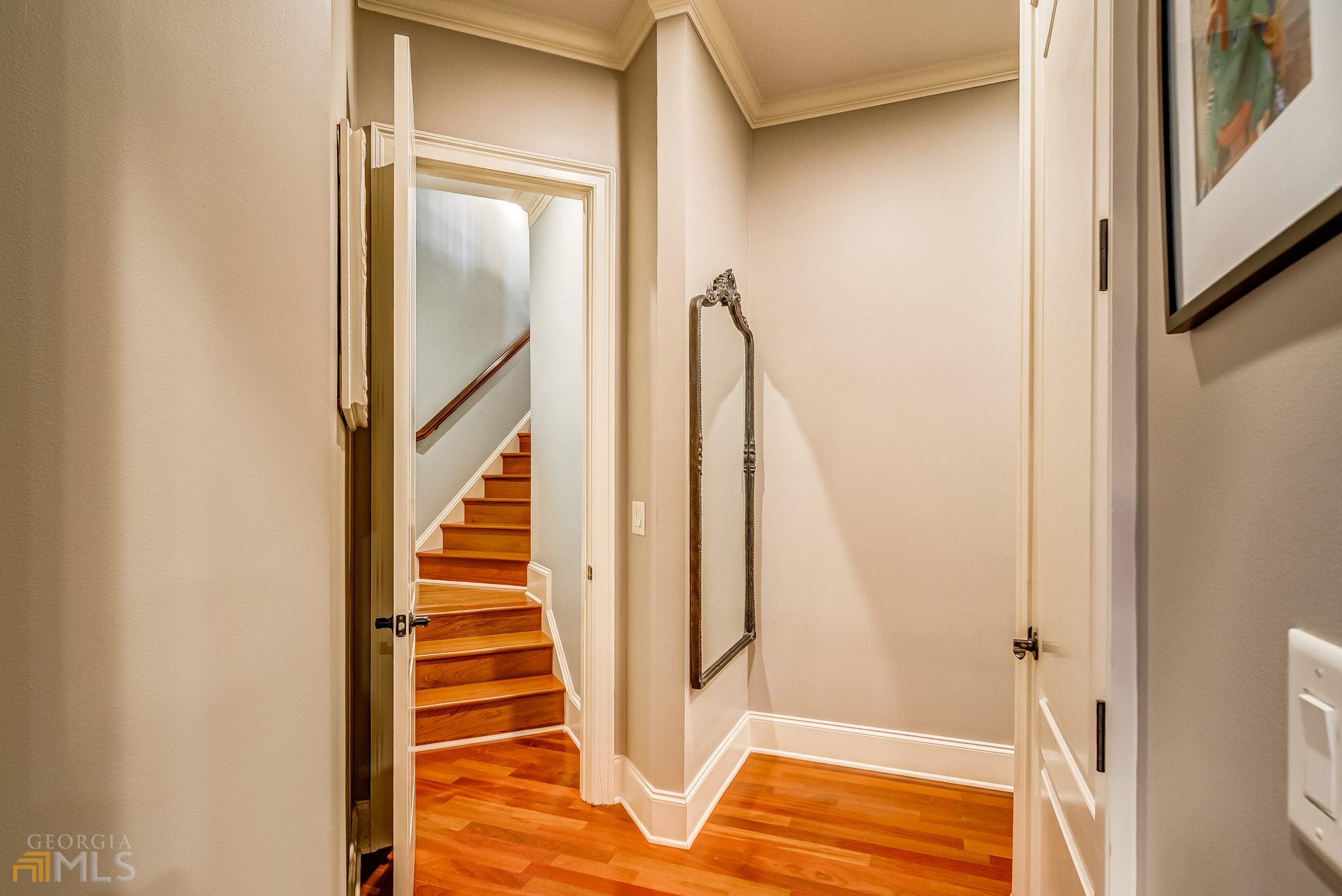 Lynden Manor - Residential