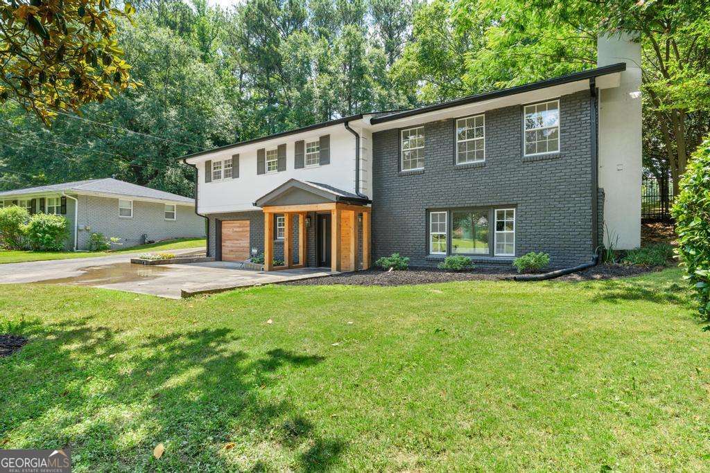 2938 Heather DR