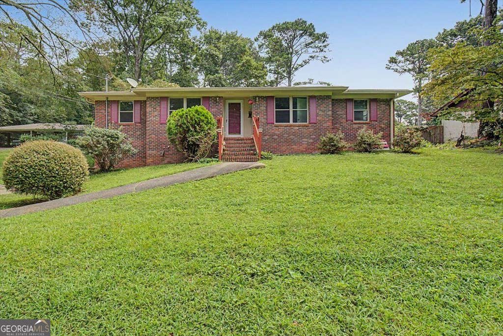 Photo of 2913 Vogue Drive, Douglasville, GA 30134 (MLS # 10830920)