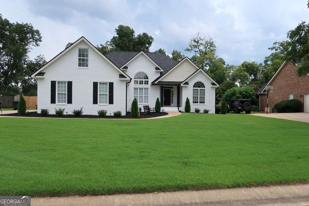 Photo of 207 Brookewater Lane, Perry, GA 31069 (MLS # 10834429)