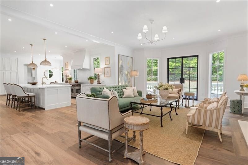 3835 Paces Ferry RD NW