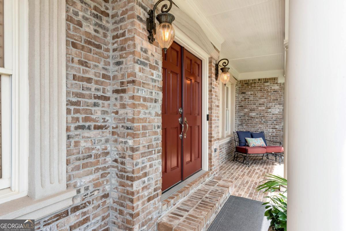 1005 Chateau Forest RD
