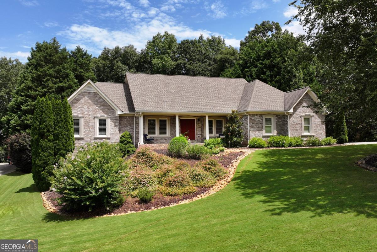 1005 Chateau Forest RD