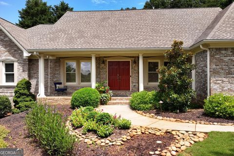 1005 Chateau Forest RD Hoschton GA 30548