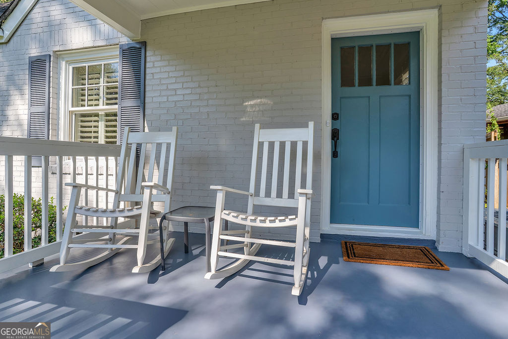 202 Mimosa DR