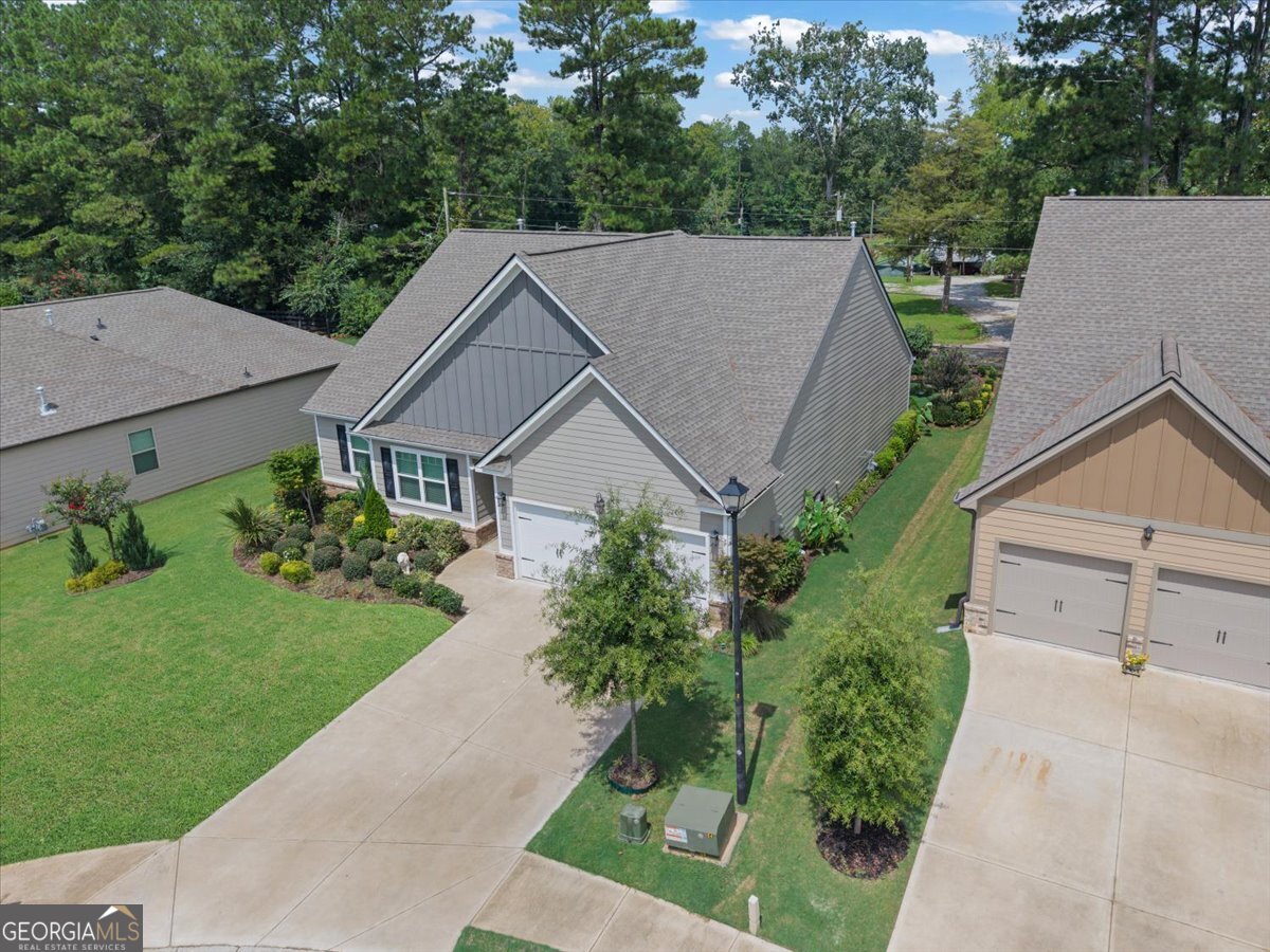 1041 Creekwood CIR