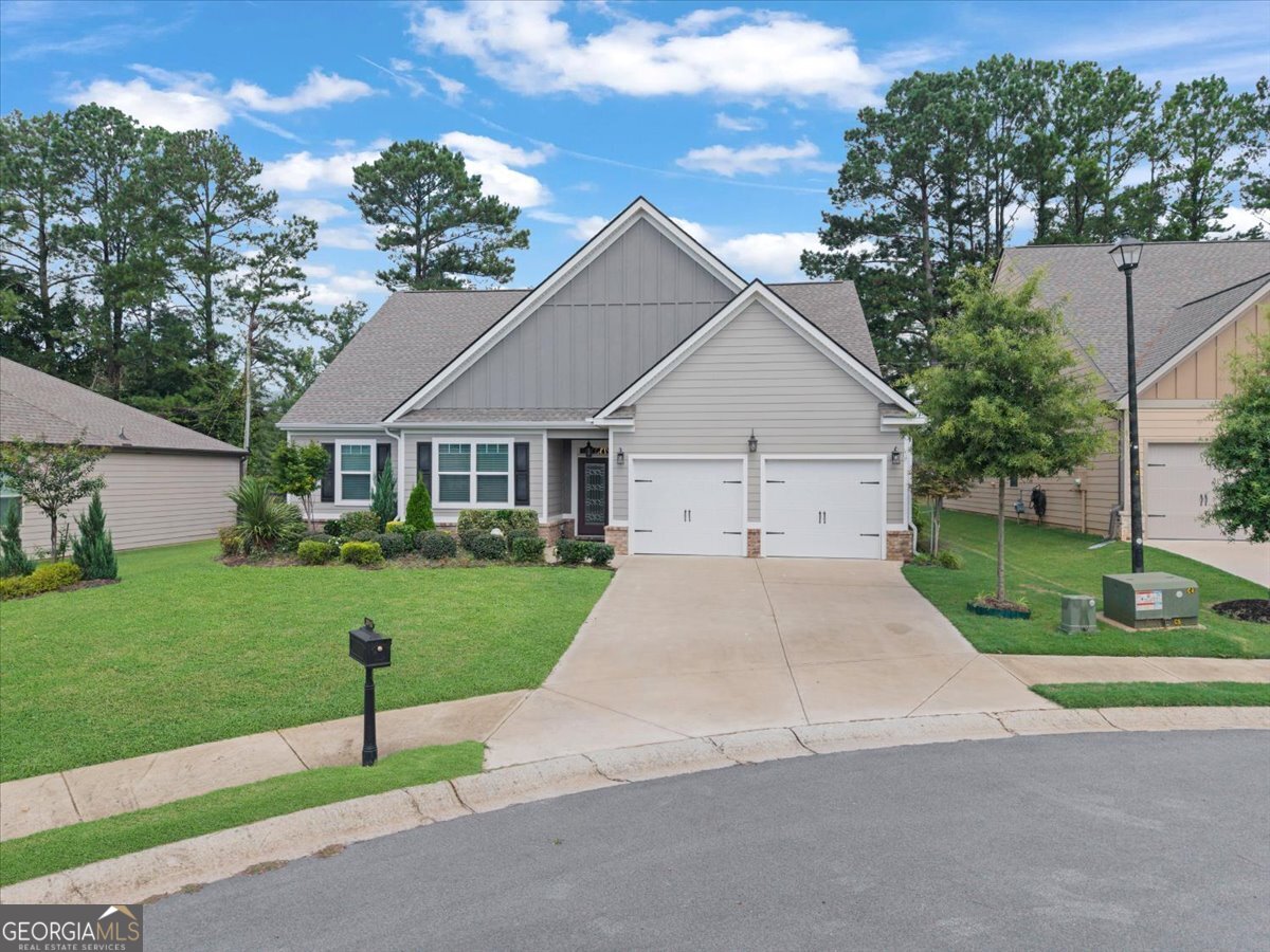 1041 Creekwood CIR